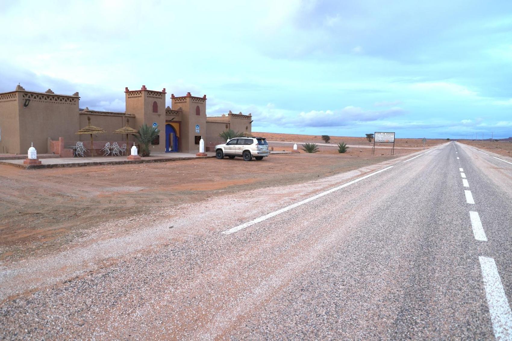 Porte De Sahara Ouzina Exterior foto